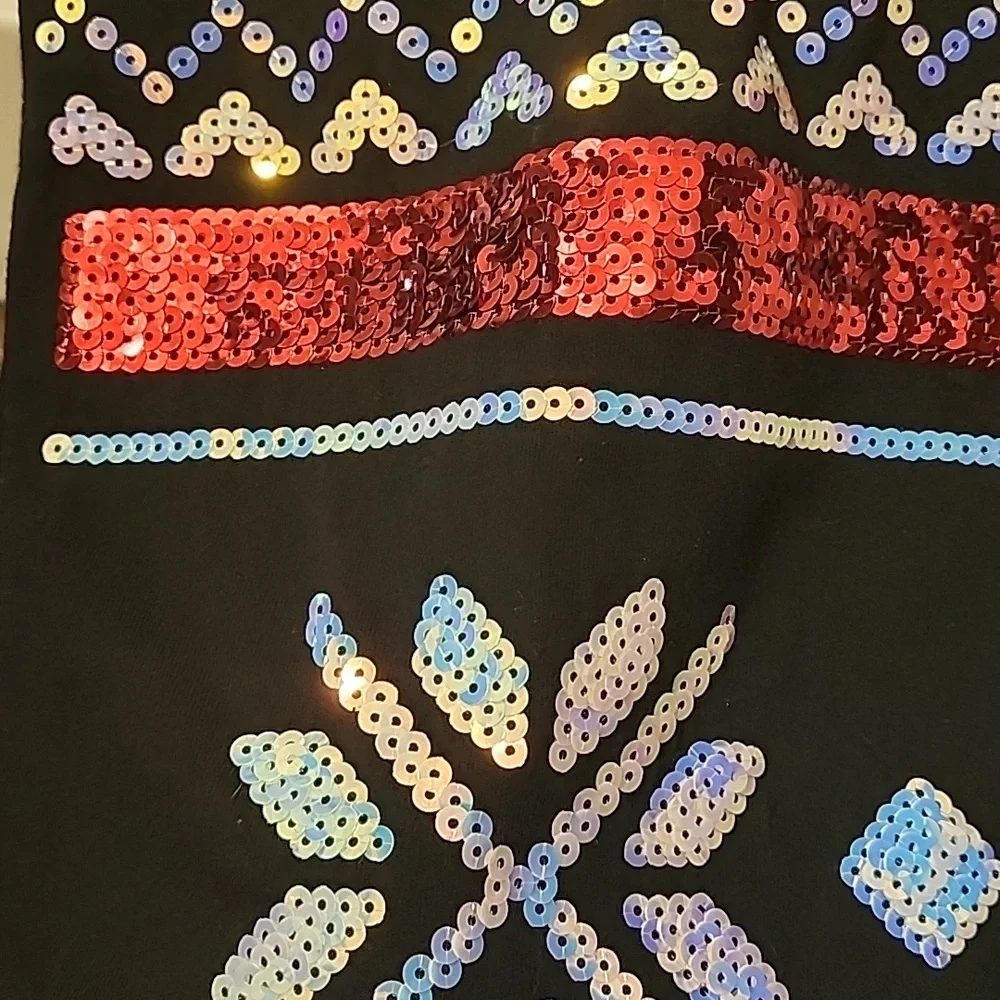 Top - Picture 2 of 4